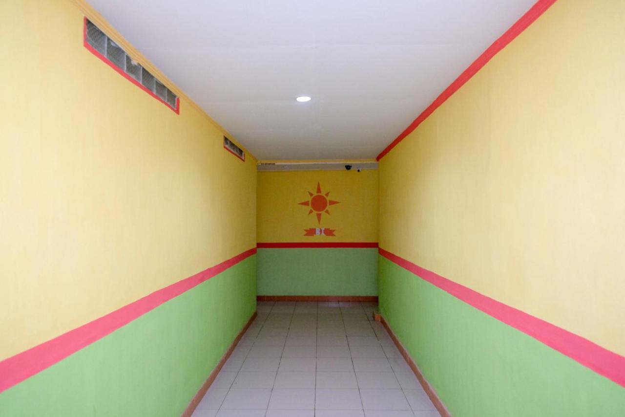 Reddoorz Near Pelabuhan Nusantara Parepare 외부 사진