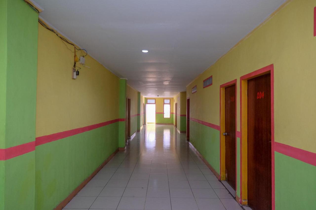Reddoorz Near Pelabuhan Nusantara Parepare 외부 사진